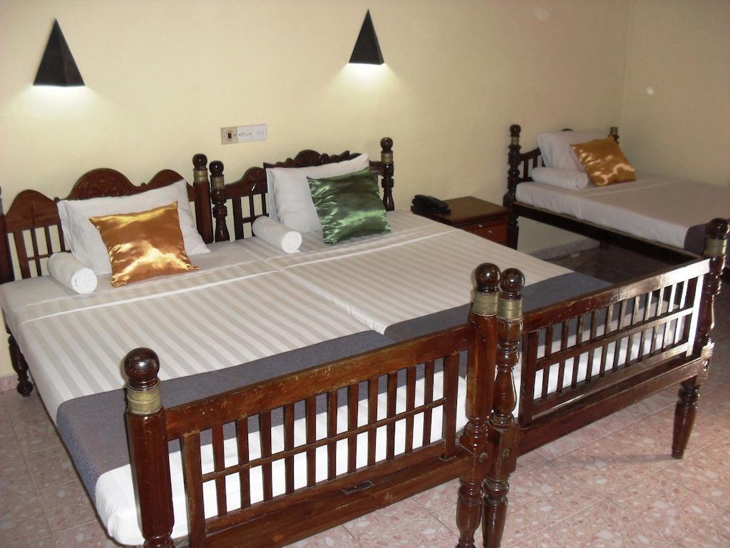 Miltons Beach Resort Unawatuna Bilik gambar