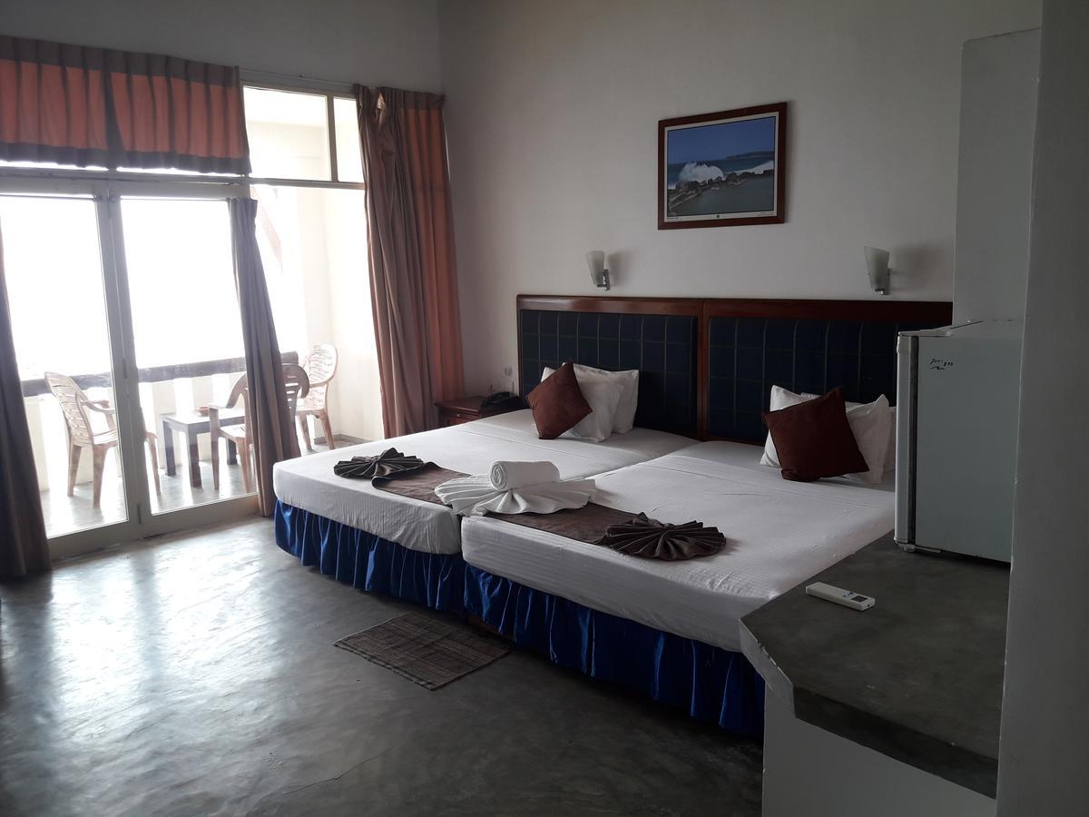 Miltons Beach Resort Unawatuna Luaran gambar