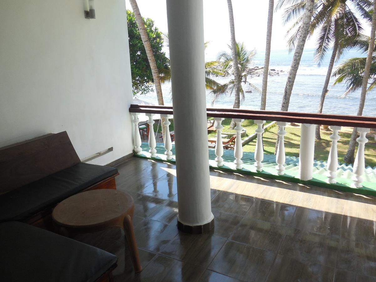 Miltons Beach Resort Unawatuna Luaran gambar