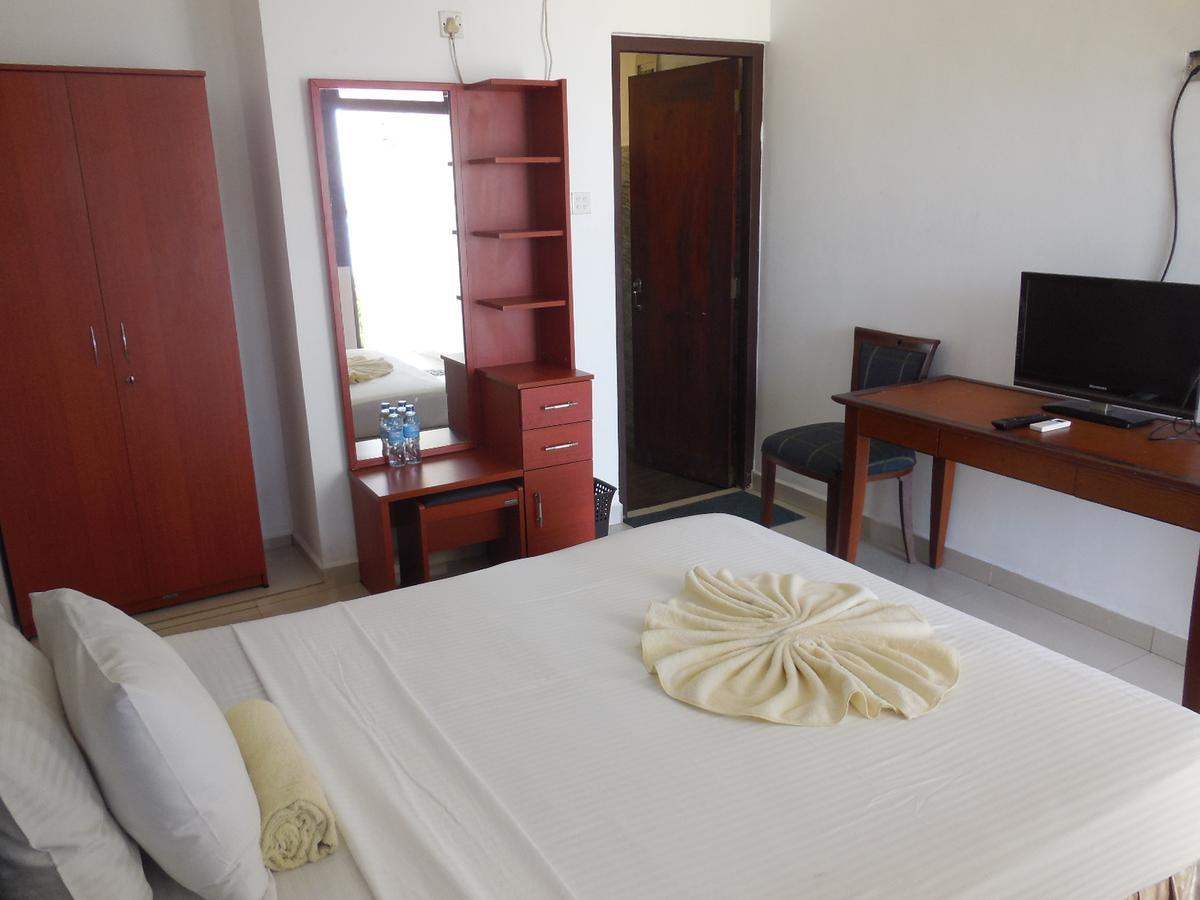 Miltons Beach Resort Unawatuna Luaran gambar