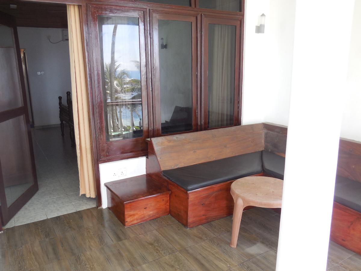 Miltons Beach Resort Unawatuna Luaran gambar