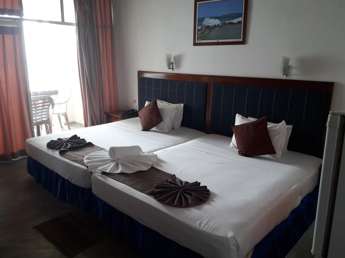 Miltons Beach Resort Unawatuna Luaran gambar