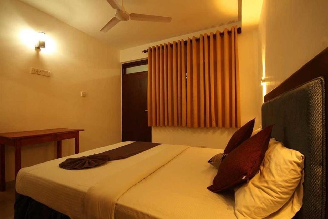 Miltons Beach Resort Unawatuna Luaran gambar